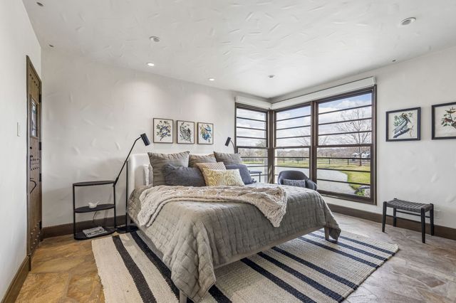 1 Paigebrooke, Westlake, TX 76262