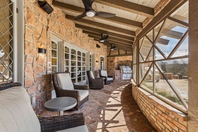1 Paigebrooke, Westlake, TX 76262