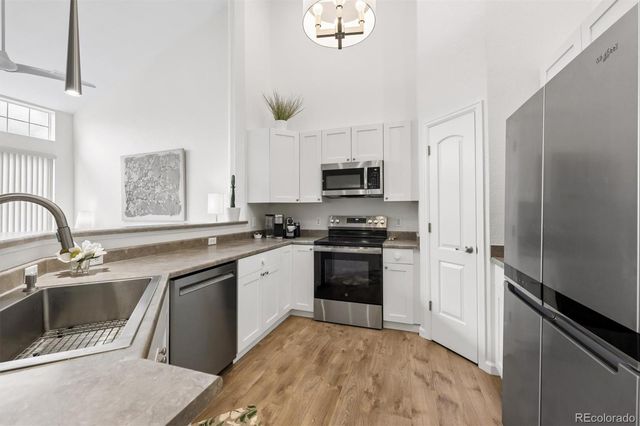 8645 Gold Peak Place E, Highlands Ranch, CO 80130