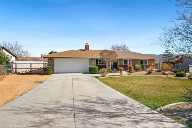 7721 Langdon Avenue, Hesperia, CA 92345