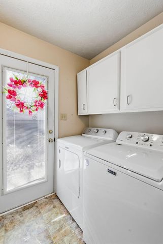 628 Hi Crest Drive, Lexington, KY 40505