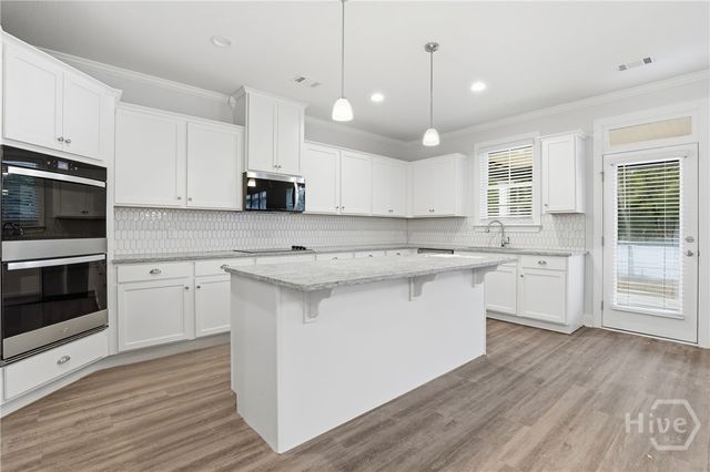 73 Crestview Drive, Guyton, GA 31312