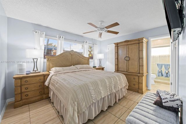 1916 N 36th Ave, Hollywood, FL 33021