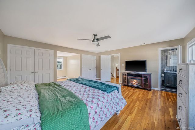 3 Mount Marcy Avenue, Farmingville, NY 11738