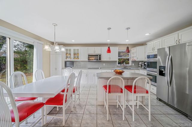 3 Mount Marcy Avenue, Farmingville, NY 11738