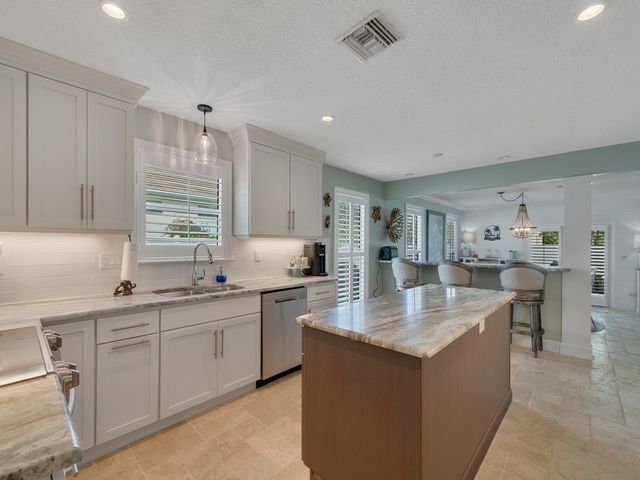 1500 Smugglers Cove, Vero Beach, FL 32963