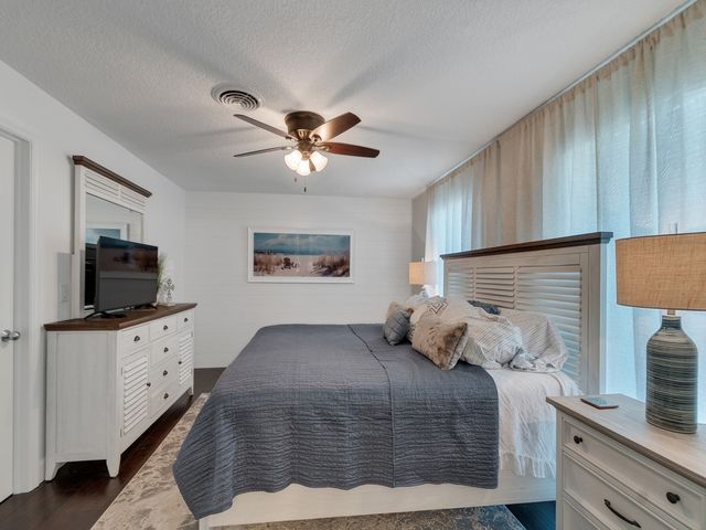1500 Smugglers Cove, Vero Beach, FL 32963