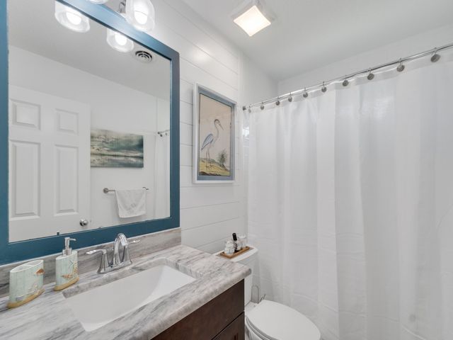 1500 Smugglers Cove, Vero Beach, FL 32963