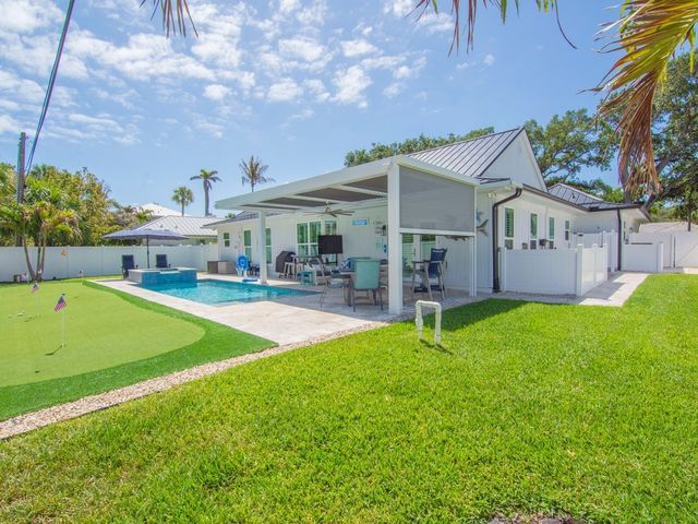 1500 Smugglers Cove, Vero Beach, FL 32963