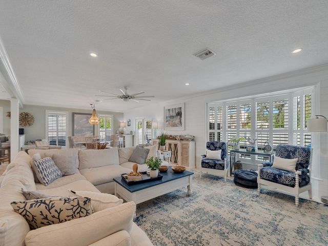 1500 Smugglers Cove, Vero Beach, FL 32963
