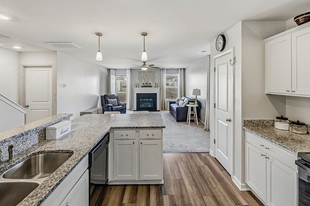 404 Grantham Court, Spartanburg, SC 29303