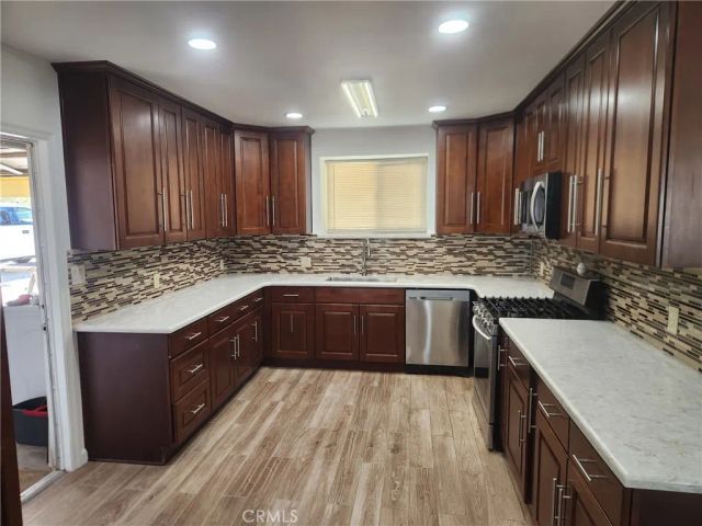 7425 Joshua View Drive, Yucca Valley, CA 92284