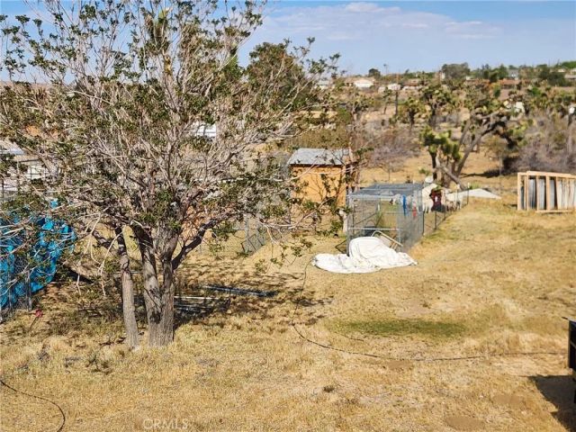 7425 Joshua View Drive, Yucca Valley, CA 92284