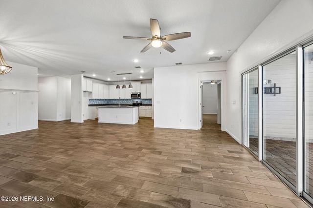 1306 KENDALL Drive, Jacksonville, FL 32211