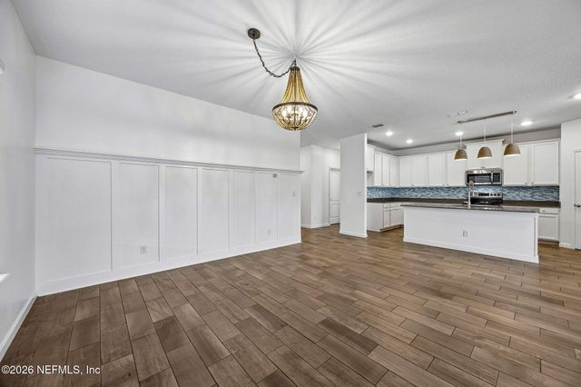 1306 KENDALL Drive, Jacksonville, FL 32211