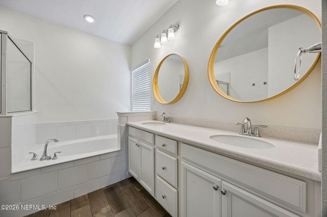 1306 KENDALL Drive, Jacksonville, FL 32211