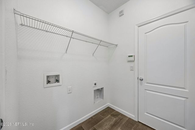 1306 KENDALL Drive, Jacksonville, FL 32211