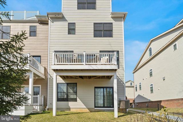 34 PARKVIEW CIRCLE, Wayne, PA 19087