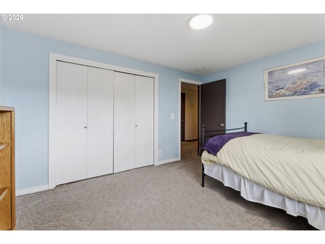 2095 Nw 3RD St, Gresham, OR 97030