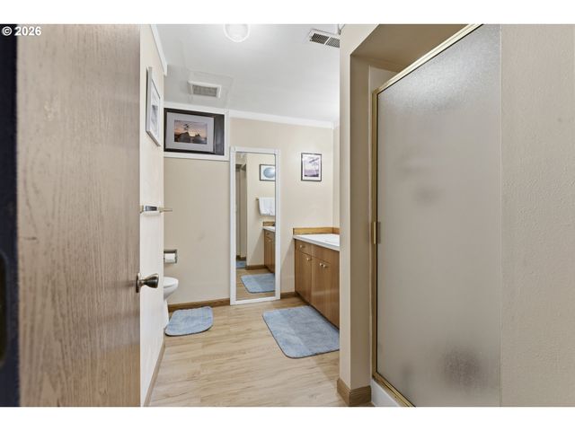 2095 Nw 3RD St, Gresham, OR 97030