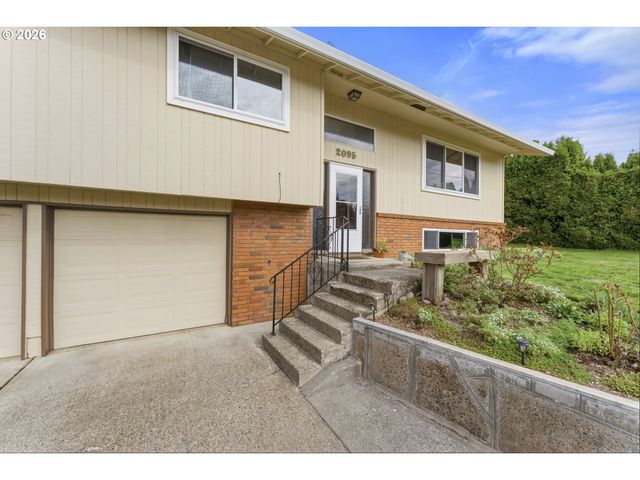 2095 Nw 3RD St, Gresham, OR 97030