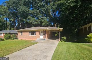 2382 Ridgecrest Lane, East Point, GA 30344