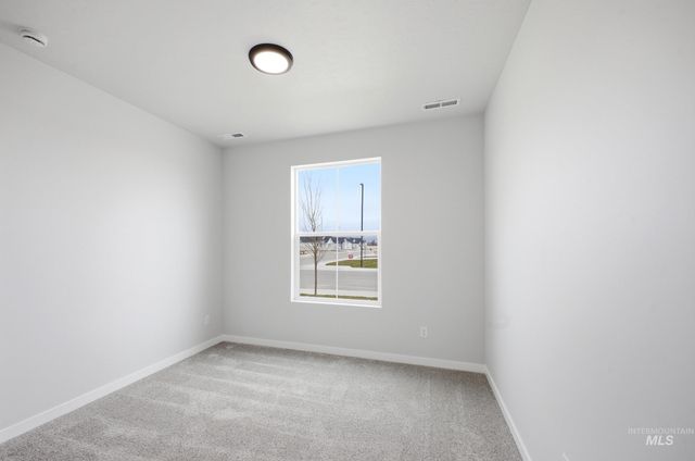 14104 Shiny Spruce St, Caldwell, ID 83607
