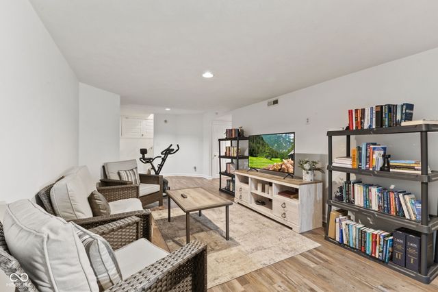 5750 Rolling Pines Court, Indianapolis, IN 46220