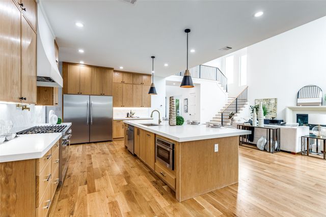 3742 Almazan Drive, Dallas, TX 75220