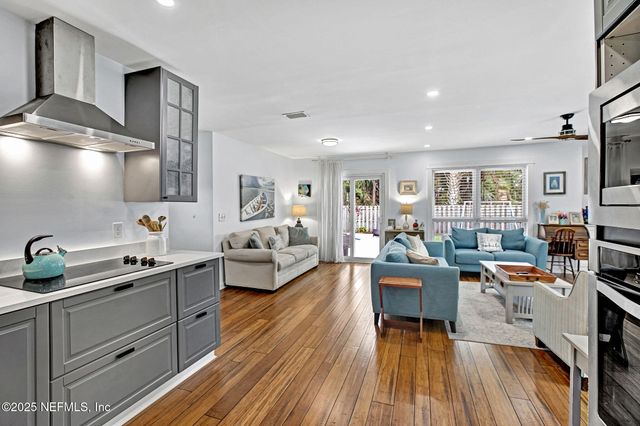 4219 SEABREEZE Drive, Jacksonville, FL 32250