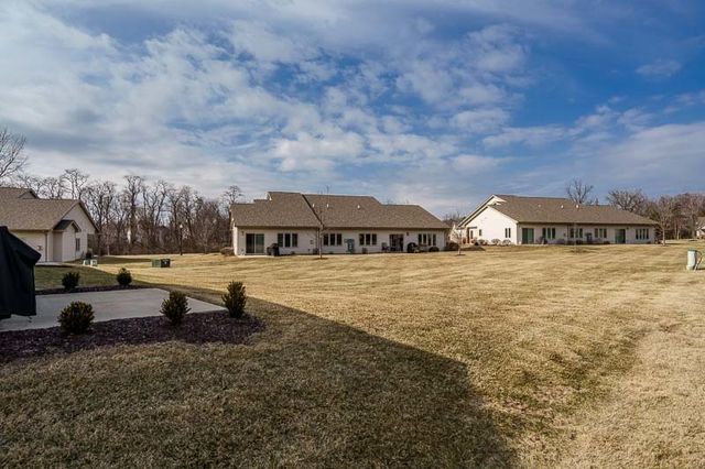 6254 White Berry Lane, Loves Park, IL 61111