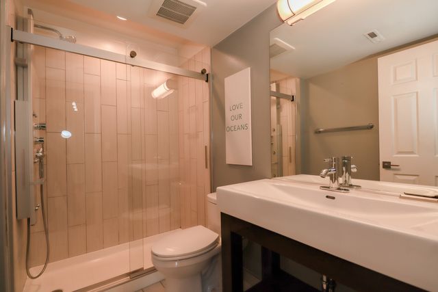 2732 W WASHINGTON Boulevard, Chicago, IL 60612
