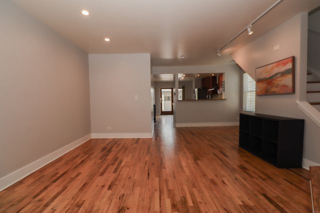 2732 W WASHINGTON Boulevard, Chicago, IL 60612