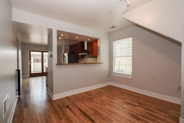2732 W WASHINGTON Boulevard, Chicago, IL 60612