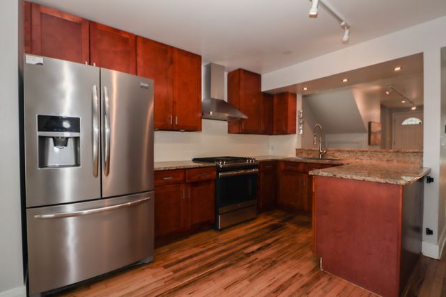 2732 W WASHINGTON Boulevard, Chicago, IL 60612