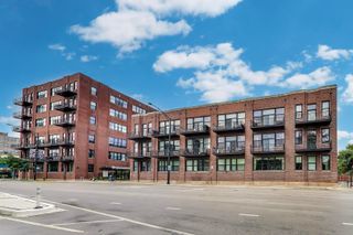 2323 W Pershing Road 124, Chicago, IL 60609