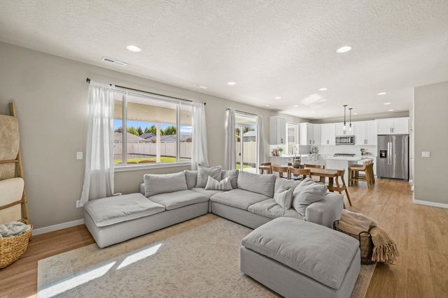 1650 N Meyers Ct, Liberty Lake, WA 99016