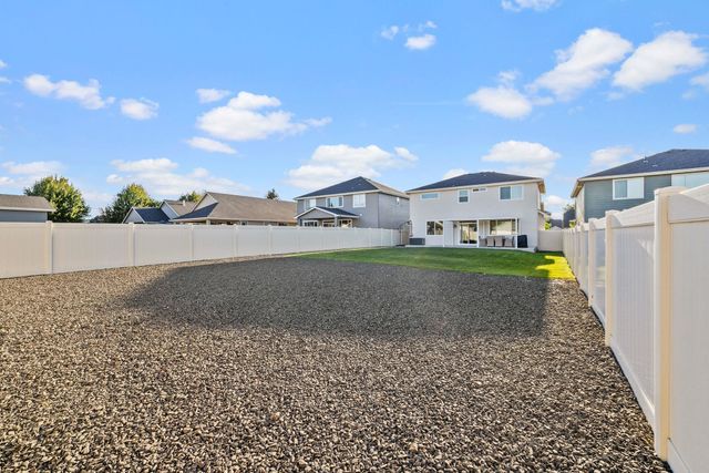 1650 N Meyers Ct, Liberty Lake, WA 99016