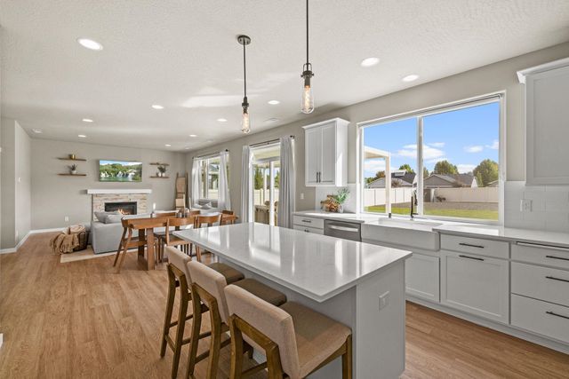 1650 N Meyers Ct, Liberty Lake, WA 99016