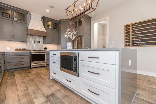 25031 W 141st Street, Olathe, KS 66061