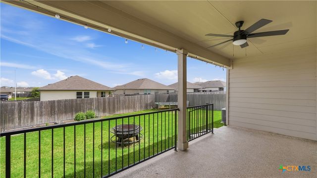 908 Pronghorn Trail, Seguin, TX 78155