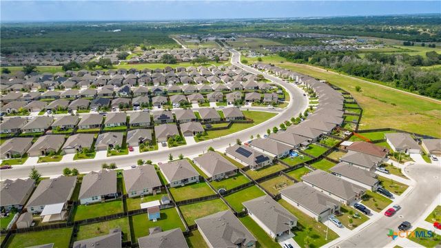 908 Pronghorn Trail, Seguin, TX 78155