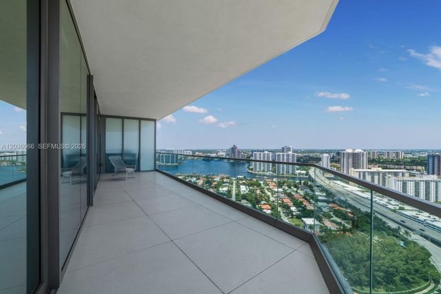18975 Collins Avenue 3000, Sunny Isles Beach, FL 33160