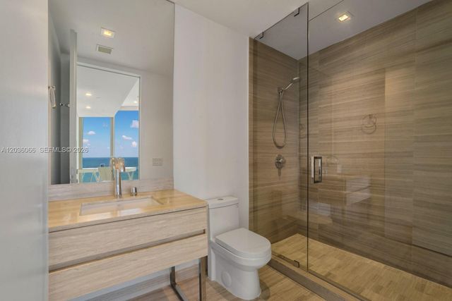 18975 Collins Avenue 3000, Sunny Isles Beach, FL 33160