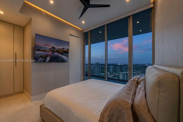 18975 Collins Avenue 3000, Sunny Isles Beach, FL 33160
