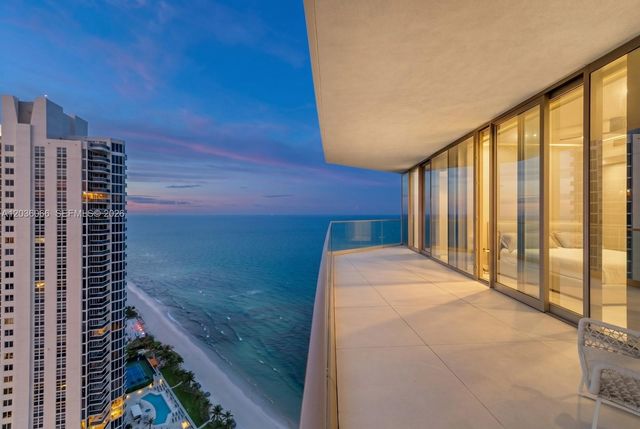 18975 Collins Avenue 3000, Sunny Isles Beach, FL 33160