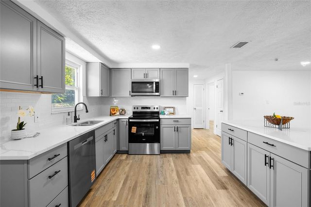 4244 MESA DRIVE, New Port Richey, FL 34653