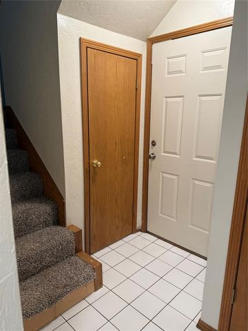 13813 Crossing Way West, Edmond, OK 73013