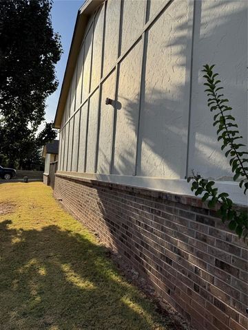 13813 Crossing Way West, Edmond, OK 73013