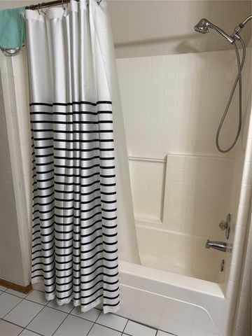 13813 Crossing Way West, Edmond, OK 73013